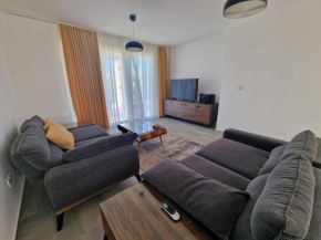 Turtle Bay Village garden 2-bedroom sea apartment